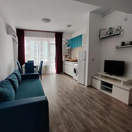 Summerland Beach&sun Apartament Mamaja